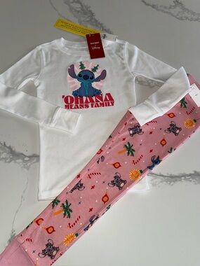 Old Navy Kids Stitch Holiday Pajama Set Girls’ Size 6